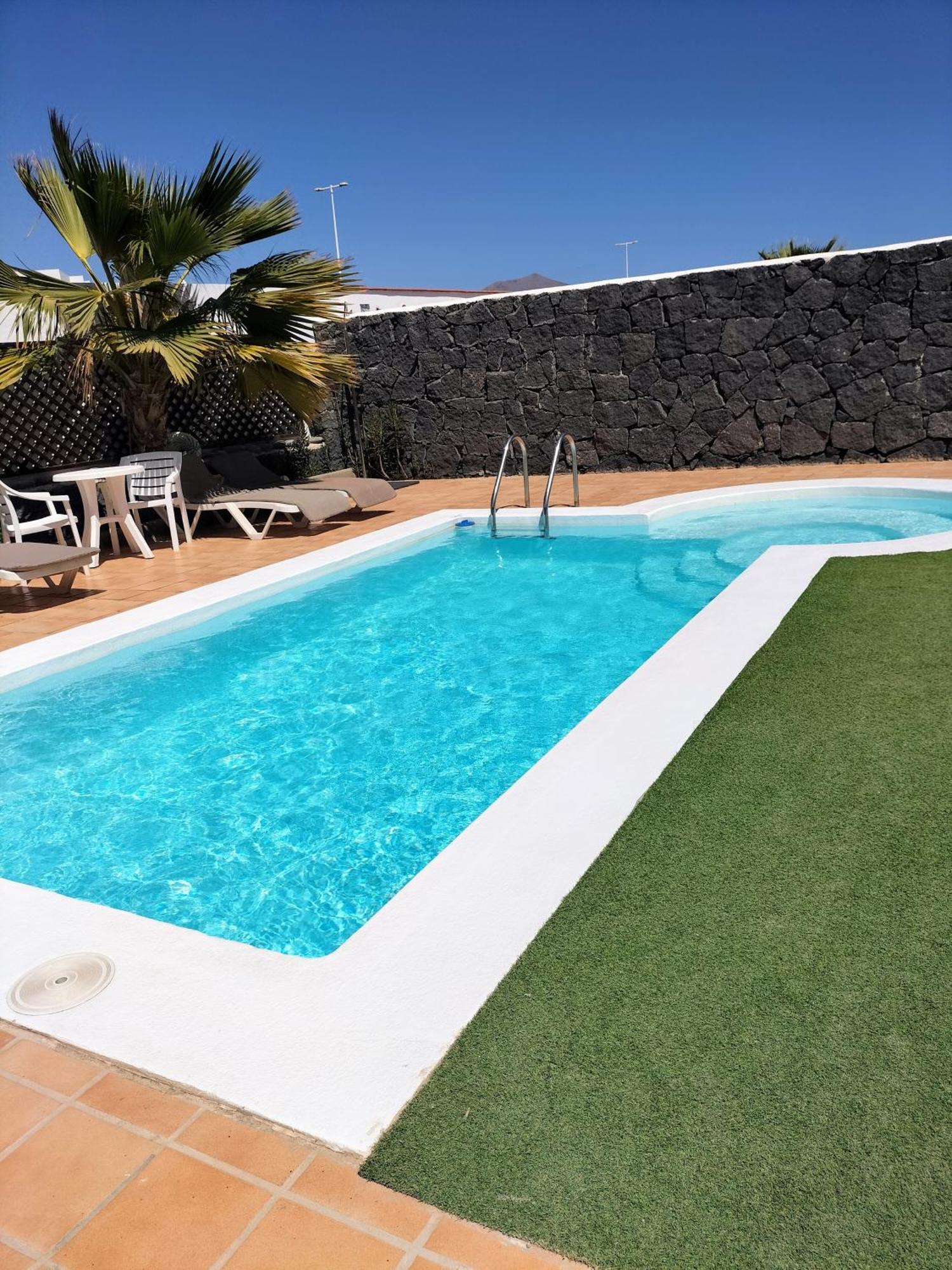 Lovely Villa Kiluka Heated Pool Коста Бланка Экстерьер фото