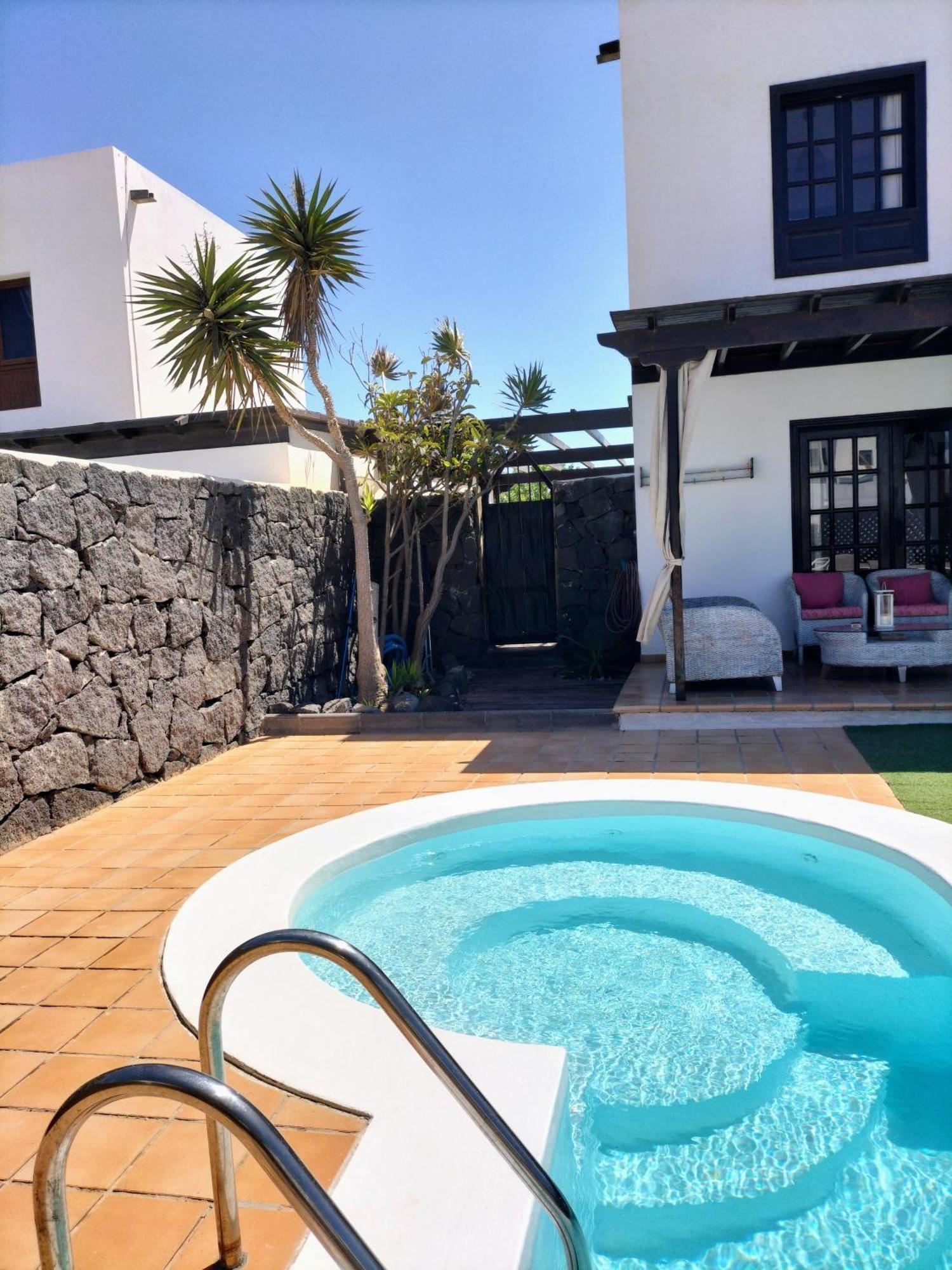 Lovely Villa Kiluka Heated Pool Коста Бланка Экстерьер фото